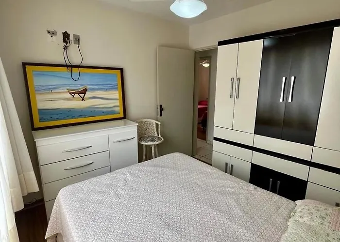 Quarto A Poucos Mts Da Praia De Camboriu